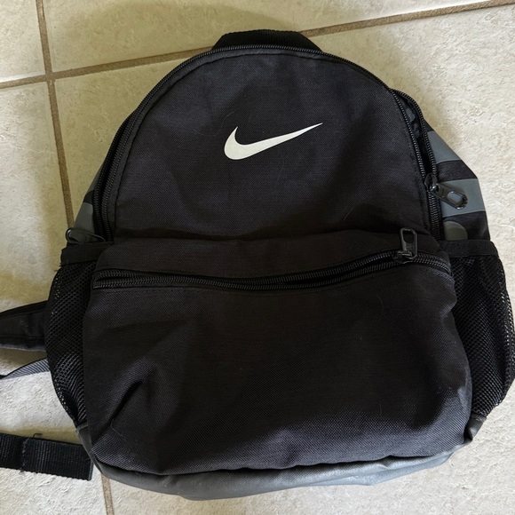 Nike micro Black and Gray Backpack - Picture 1 of 2